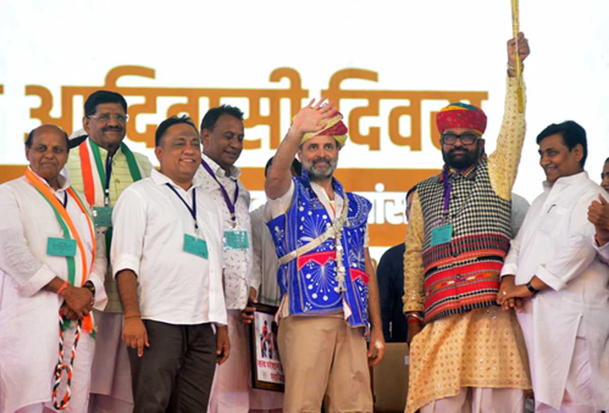 पीएम मोदी चाहते हैं मणिपुर जलता रहे : राहुल पीएम मोदी चाहते हैं मणिपुर जलता रहे : राहुल